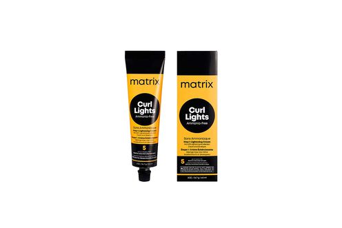 A Curl Can Dream Lightener Step 1 - Matrix | L'Oréal Partner Shop